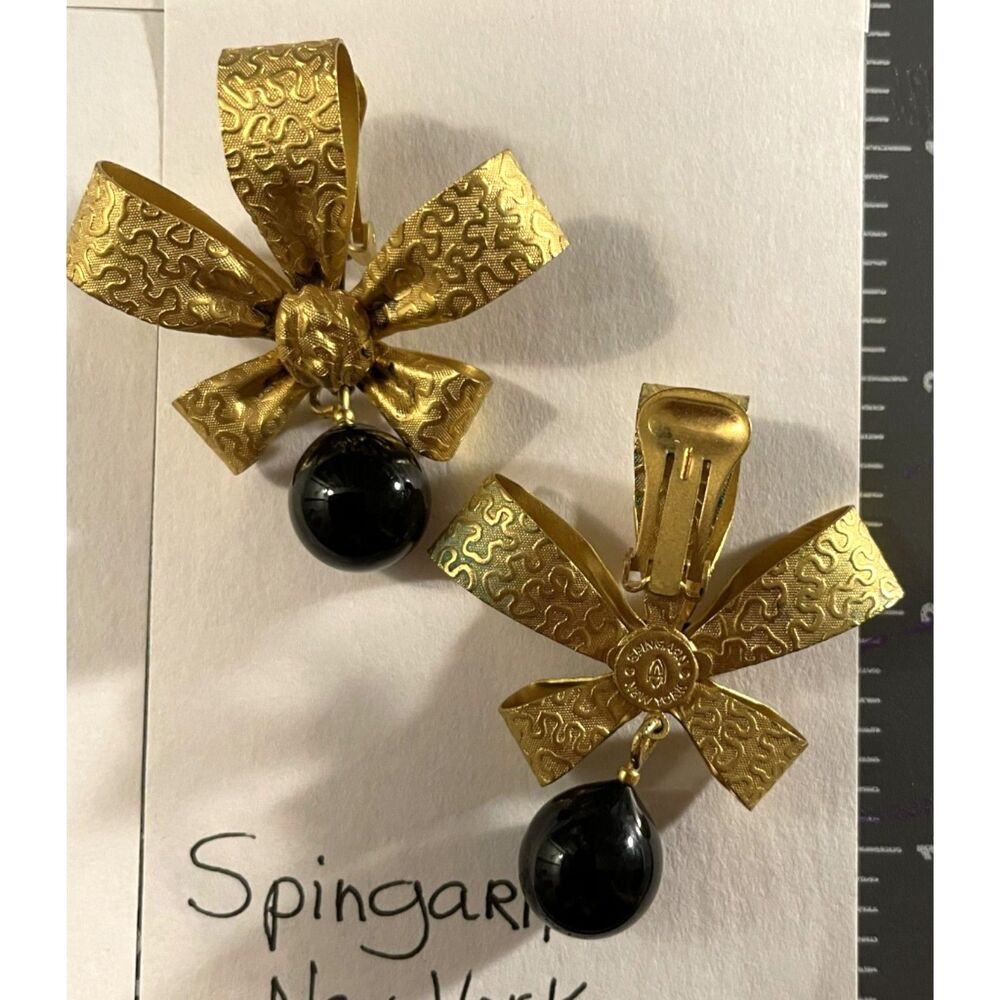 Vintage Spingarn New York Textured Gold Bow Black Drop Clip On Earrings Rare